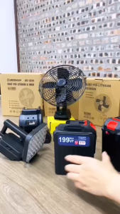 COMBO Quạt Tích Điện Tặng 2 PIN 30CELL Dung Lượng Lớn Và Đèn Led 35 Bóng Siêu Sáng Đi Kèm Sạc Nhanh