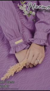 Gamis hermosa embos wolfis motif zamzam warna lavender-gamis lavender syari-gamis pink lavender