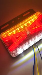 ไฟข้างรถบรรทุก กันน้ำ 24v ราวข้าง รถบันทุก ส่งจากไทยจ้า FLK ให้เลือก 1อัน กับ 4 ชิ้นยก car