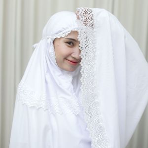 Mukena Dewasa Katun Renda Giper Kalung Putih Senada
