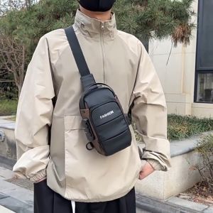 FAMENR【พร้อมส่ง】กระเป๋าคาดหน้าอก กระเป่าเป้ มีล๊อครหัสกันขโมย USB ได้ นำ้หนักเบา