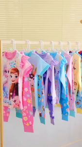 ชุดนอนเด็ก 3-7 ขวบ ชุดนอนเด็กผู้หญิง ชุดนอนแขนยาวขายาว (แบบไม่เรื่องแสง) ผ้าคอตตนนิ้ม ผสมสบาย