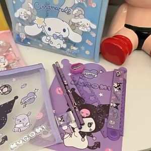 กระเป๋าเครื่องเขียนลายการ์ตูนพร้อมอุปกรณ์ครบชุด 6821