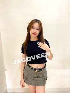 Kaos Wanita Polos Crop Top Tee Fashion Korea Baju Atasan Kekinian Bahan Cotton Combat 24s Tebal Tidak Nerawang