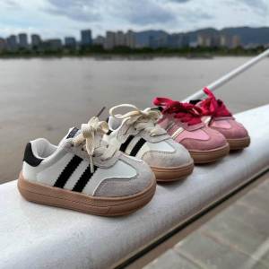 Comfortable Toddler Footwear: Choosing the Right Autumn & Spring Seasonal Shoes