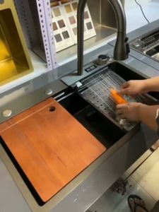 Chậu rửa thác nước KOREA rửa bát 1 hố lớn bồn rửa chén INOX 304 cao cấp phủ nano kèm vòi rút đa năng xả thác nước 3 chế độ (không hiển thị nhiệt độ nước) - Bảo hành 5 năm