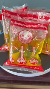 กระเทียมดองไทย กระเทียมดองน้ำ กระเทียมดองหอมหวานกรอบอร่อย แบบซอง กระเทียมดองถุง มีหัวกระเทียมทุกซอง ขนาด 50 กรัม พร้อมส่ง