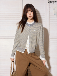 EVPGB | Áo Sweater Knitted Dài Tay Hai Mảnh Màu Xám Có Sọc