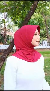 Hijab Olahraga dan Hijab Sehari-hari: Tampil Simpel Tanpa Ribet