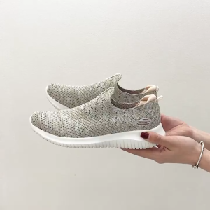 Giày chạy bộ Skechers Untra Flex II 149426 cho nữ màu kem