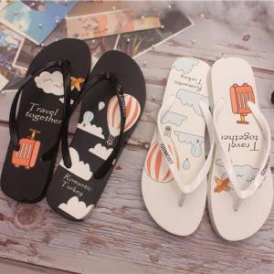 Korean Style Flat Bottomed Thong Slippers & Women's Beach Sandals: Anti-Slip Student Flip Flops & Trendy Casual Slip-On Shoes