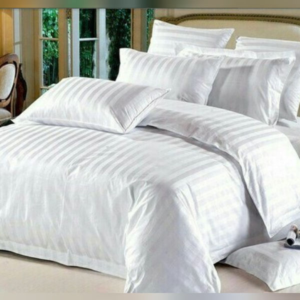 BED COVER ONLY UKURAN KING/QUEEN BEDCOVER HOTEL GARIS PUTIH SALUR KATUN