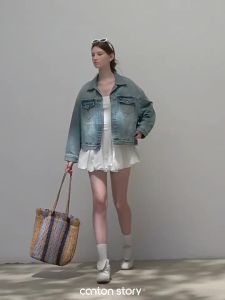 Áo Khoác Denim Xanh Mỹ Kiểu Cổ Điển