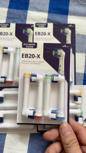 Vỉ 4 đầu bàn chải điện thay thế mã EB20-X (tương thích với các dòng bàn chải điện phổ biến như Oral-B).