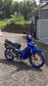 Striping Stiker Polet Yamaha F1ZR Special Edition