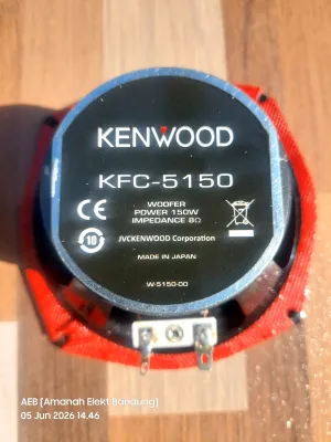 KENWOOD KFC-5150 woofer daya 150W impedansi 8Ω buatan Jepang dengan rangka merah.