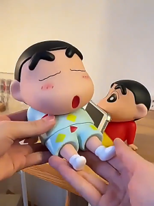 Giá Đỡ Điện Thoại Mô Hình Shin Cậu Bé Bút Chì - Kệ Đỡ Điện Thoại Để Bàn Shin-chan Cute Decor Bàn Học Quà Tặng DY2017