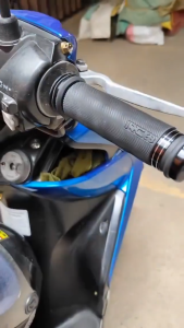 Universal Non-Slip Rubber Motorcycle Handlebar Grips – Ultra-Soft (Compatible with Mio Vario PCX Nmax Aerox BEAT etc.)