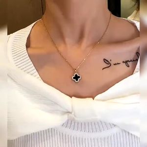 Kalung Semanggi Empat Daun Korea & Perhiasan Kalung Liontin Baja Titanium Modis