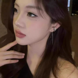 ต่างหูแบบห่วงกลมสองชั้นประดับเพชรเซอร์โคเนียพร้อมหางแบบไม่ต้องเจาะ ดีไซน์หรูหรา สำหรับผู้หญิง ต่างหูแบบห่วงกลม