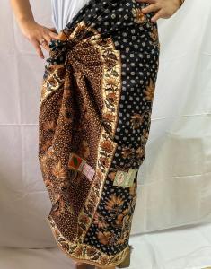 Sarung Batik Wanita Daun Dewa Super