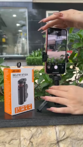 T26 Chân tripod mini Capgrip 3 IN 1 cho điện thoại Gậy chụp ảnh tự sướng Bluetooth có đèn trợ sáng