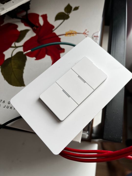 Công tắc cơ Tuya smart Wifi & Zigbee. Form chử nhật. Cần dây nguội ...
