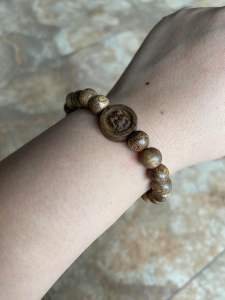 Vòng trầm hương mix charm 12 con giáp theo mệnh chất liệu trầm tốc lựa từng hạt dầu già hạt đanh chắc