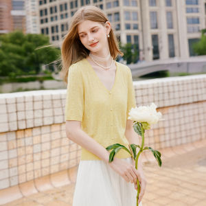 XIANGYING | Yellow V-Neck Jacquard Knitwear