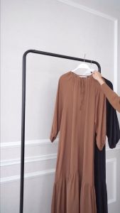 Gamis Wanita Medina Terbaru Bahan Crinkle Airflow