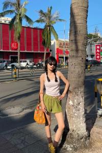 Quần Short Nữ Cạp Cao Kẻ Sọc Xanh Lá Cây Xanh Da Trời Cổ Điển Thoải Mái Mùa Hè 2025 Quần Dài Thường Ngày