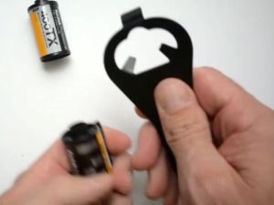 Film Cassette Canister Opener 135 35mm Negative Removal Darkroom Processing Tool Reload MVP CAMERA