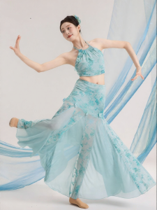 FULLBELIEF | Bộ Đầm Za Dye Plant Velvet Quai Ngang Dáng Cá