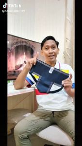 SPOTER CELANA DALAM TURUN BERO