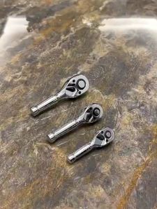 1/4" 3/8" 1/2" Heavy Duty Stubby Ratchet Handle Steel Socket Wrench Chrome Vanadium Automotive Ratchet Wrench Spanner