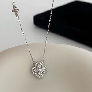 Vintage Crystal Lucky Grass S925 Pure Silver Large Pendant Heavy Work Luxury Feel Necklace Womens Fashion Jewelry Accessory