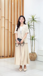 [MUA 2 GIẢM 70K] Áo Blazer Tay Ngắn GUMAC Dáng Suông Đệm Vai Mỏng Thiết Kế 2 Lớp Cao Cấp LOWG0104