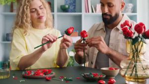 LEGO Botanicals 10328 Bouquet of Roses Building Set (822 Pieces)