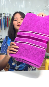 [ฟรีผ้าขนหนูนาโน]ผ้าเช็ดตัวFrolina ผืนใหญ่ สีเข้ม ขนาด 30x60 นิ้ว แถม 1 ผ้านาโน 15*30 นิ้ว