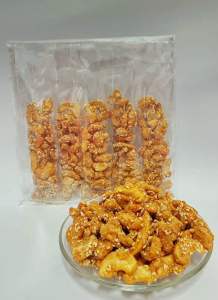 เม็ดมะม่วงหิมพานต์เคลือบน้ำตาล 1ถุงมี5ห่อ น้ำหนัก160กรัม หวานกรอบมันนัว พกพาสะดวก