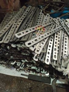 Bracket Serbaguna Breket multifungsi Breket Lubang Putih Tebal 1.2mm panjang 30cm