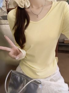 เสื้อยืดคอกลมแขนยาวทรงหลวมสำหรับผู้หญิงในฤดูใบไม้ร่วง สไตล์ลำลอง ทรงเข้ารูป เสื้อผ้าทำงานสไตล์เกาหลี ทรงเข้ารูป