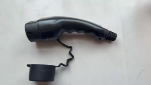 ERDAN Male/Female EV Charger Plug IEC 62196 Vehicle Side Type 2 Converter Adapter 16A 32A For Electric Vehicles