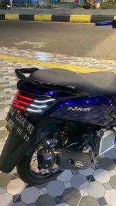 SKOTLET STIKER MOTOR DARK BLUE METALIK CANDY SCOTLITE BIRU TUA METALIK STIKER BIRU TUA METALIK SKOTLET BIRU GELAP METALIK SKOTLET MOONLIGHT  METALIK SKOTLET MOTOR VIRAL SKOTLET MOTOR LANGKA HARGA PROMO BISA COD