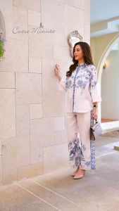 ชุดเซ็ทเสื้อ+กางเกงลินินแท้เกรดพรีเมี่ยม ชุดมาพร้อมลวดลายสุดเก๋ ลายพิมพ์คมชัด โดดเด่นด้วยกระดุมมุก แขนสามารถพับเบิ้ลได้ กางเกงมีกระเป๋า ชุดนี้สวยเก๋ มีคลาสมากค่ะ