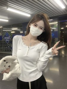 Pure Desire Anti-Aging Design Long Sleeve T-Shirt Womens Autumn Elegant Lace Splicing Half Open Collar Top Versatile Fashionable