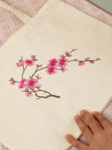 2pcs/set Plum Blossom Flower Applique Clothing Embroidery Patch Fabric Sticker Iron on Patch Craft DIY Sewing Repair Embroidered