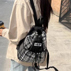 กระเป๋าเป้สะพายหลังผ้าไนลอนแบบมินิมอลสไตล์เกาหลีสำหรับเด็กผู้หญิง กระเป๋าเดินทางแบบลำลอง กระเป๋าสะพายไหล่แบบอเนกประสงค์