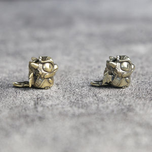 Cute Lizard Brass Knife Beads EDC Outdoor Paracord Handmade DIY Bracelets Accessories Umbrella Rope Woven Lanyard Pendants 
