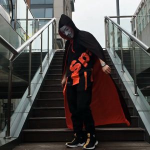 Halloween Costume Black Red Dress Coats On Hand Loose Hooded Cape cosplay double-sided hooded cloak
